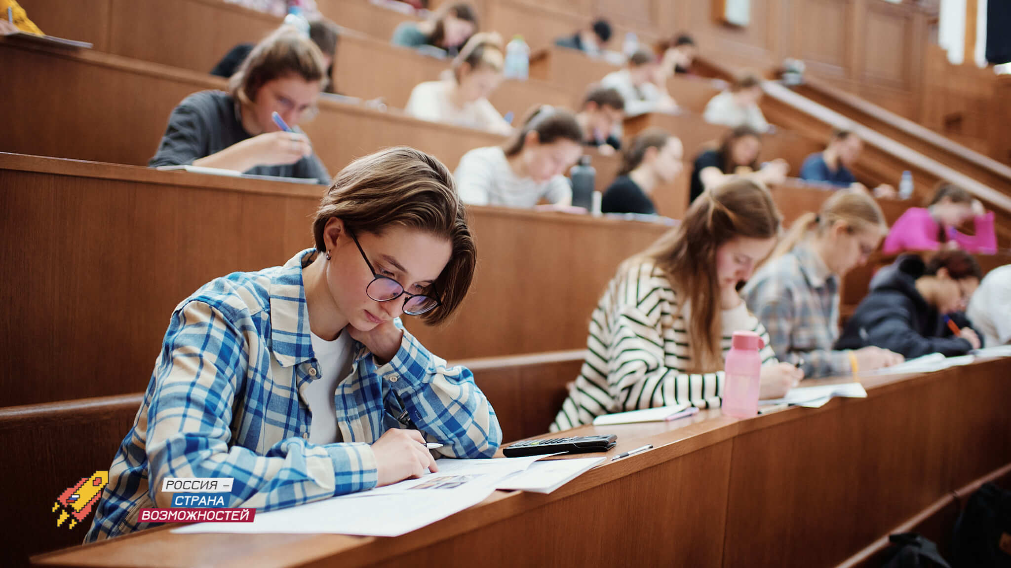 От Калининграда до Владивостока: более 29 тысяч студентов прошли в заключительный этап олимпиады «Я – профессионал»