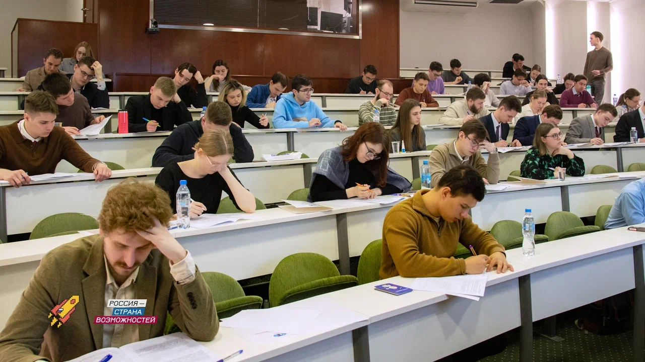 Студенты олимпиады &laquo;Я&nbsp;&mdash;&nbsp;профессионал&raquo; изучили практики международной дипломатии